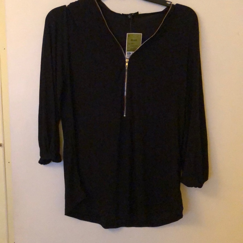Black zip up blouse
